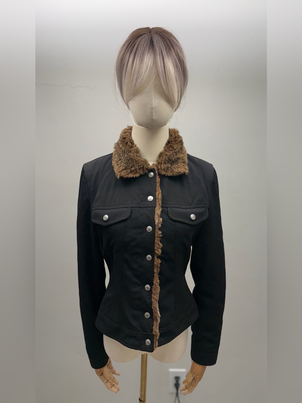 Vertigo Paris Faux Fur Trim Black Snap Front Jacket Women’s Size Small